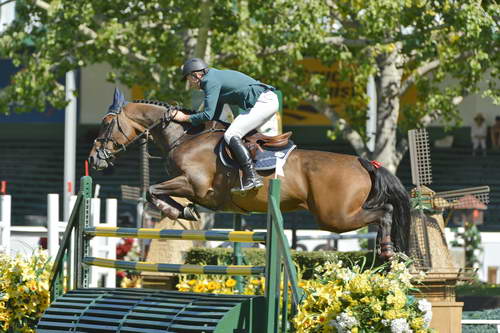 Spruce-Meadows-9-4-13-7143-DermottLennon-LoughviewLouLou-IRL-DDeRosaPhoto