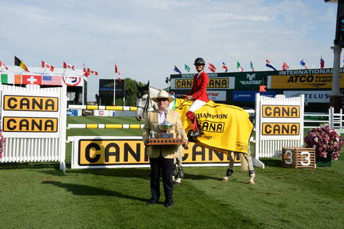 Spruce-Meadows2-9-5-13-3058-PenelopeLeprevost-DameBlanche-FRA-DDeRosaPhoto