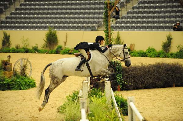 USHJA-Derby-8-20-10-DER_7472-QRnd1-Valedictorian-LillieKeenan-DDeRosaPhoto.jpg