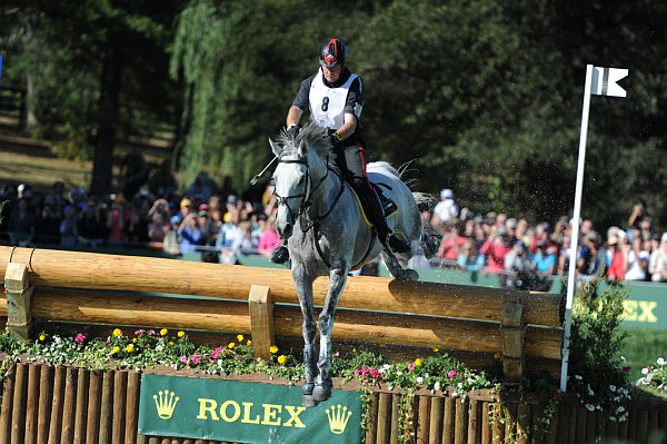 WEG2-10-2-10-EV-XX-3008-GandalfTheGrey-MarcoBiasia-DDeRosaPhoto.JPG