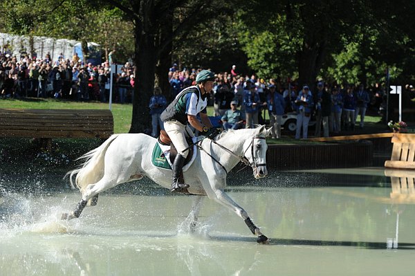 WEG2-10-2-10-EV-XX-3071-StepInTime-MarkKyle-DDeRosaPhoto.JPG