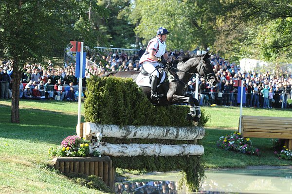 WEG1-10-2-10-EV-XX-DSC_5981-OppositionBuzz-NicolaWilson-DDeRosaPhoto.JPG
