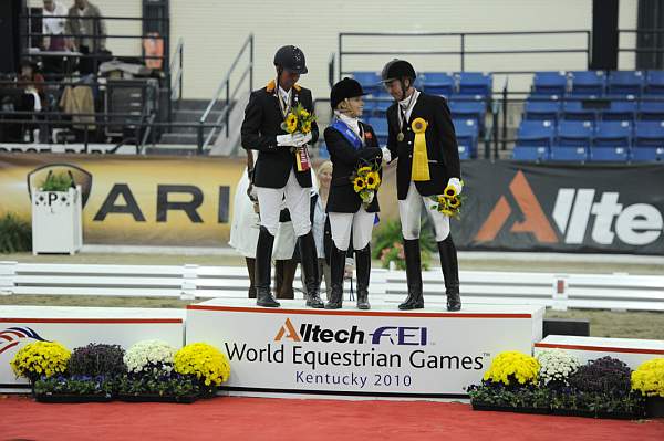 WEG3-10-7-10-Para-Medals-6758-DDeRosaPhoto.jpg