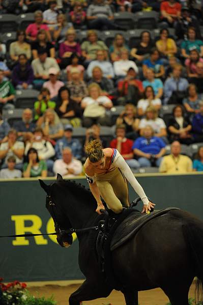 WEG3-10-7-10-Vaulting-5789-DDeRosaPhoto.jpg