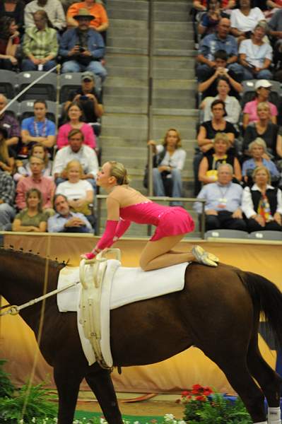 WEG3-10-7-10-Vaulting-5825-DDeRosaPhoto.jpg