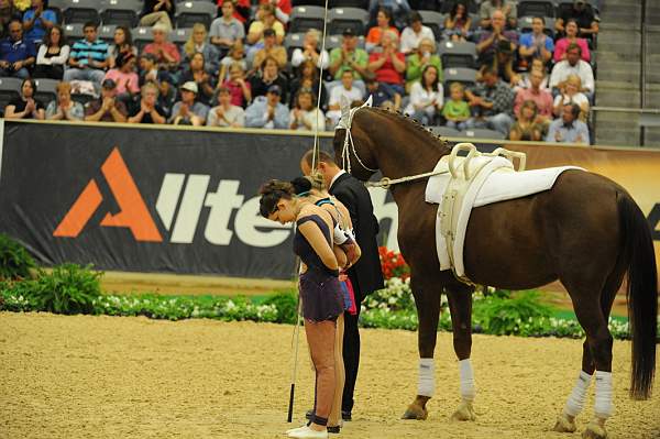 WEG3-10-7-10-Vaulting-5887-DDeRosaPhoto.jpg