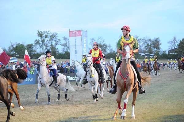 WEG1-9-26-10-Endurance-2344-DDeRosaPhoto.jpg