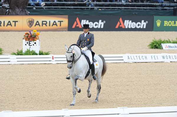 WEG1-9-28-10-DressageGP-5692-DDeRosaPhoto.jpg
