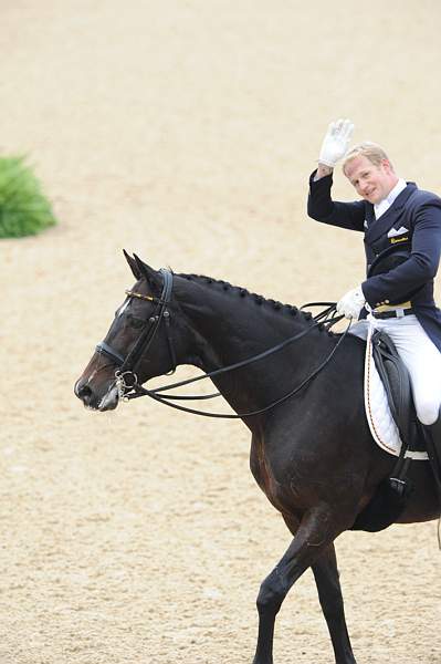 WEG1-9-28-10-DressageGP-5828-DDeRosaPhoto.jpg