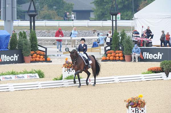 WEG1-9-28-10-DressageGP-5832-DDeRosaPhoto.jpg