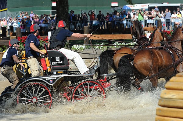 WEG4-10-9-10-DR-Marathon-0460-ChesterWeber-DDeRosaPhoto.jpg