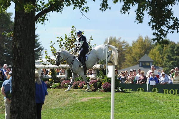 WEG2-10-2-10-EV-XX-5401-CourageousComet-RebeccaHolderosaPhoto_1.jpg