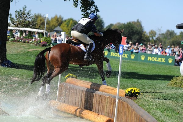 WEG2-10-2-10-EV-XX-4057-BAllyNoeCastleRM-BuckDavidson-DDeRosaPhotoBa.jpg