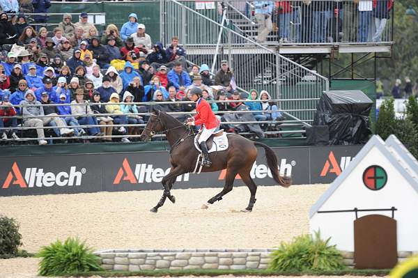 WEG2-10-3-10-EV-SJ-7210-KarenOConnor-Mandiba-DDeRosaPhoto.jpg