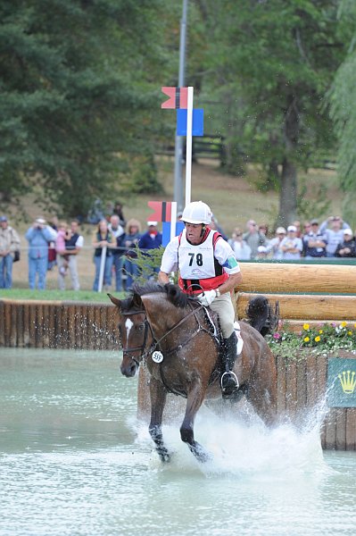 WEG2-10-2-10-EV-XX-6035-MadisonPark-KyleCarter-DDeRosaPhoto.jpg
