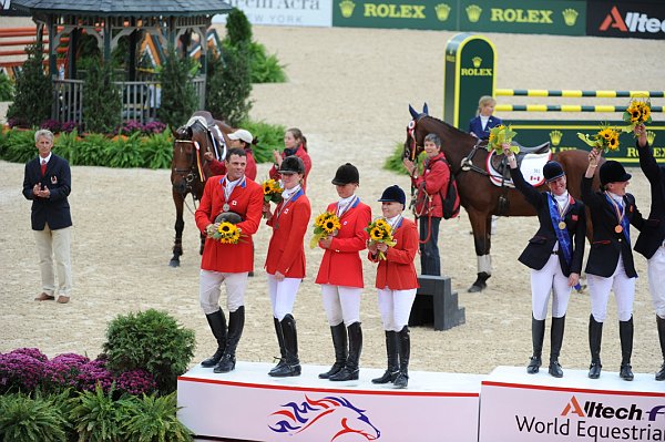 WEG2-10-3-10-EV-Medals-7524-DDeRosaPhoto.jpg