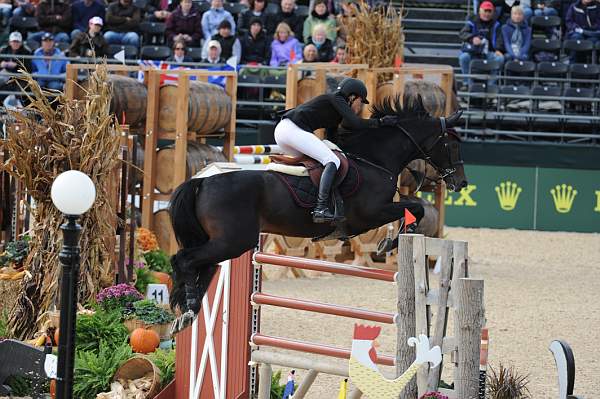 WEG2-10-4-10-SJ-7802-PilarLucreciaCordonMuro-Herald-DDeRosaPhoto.JPG