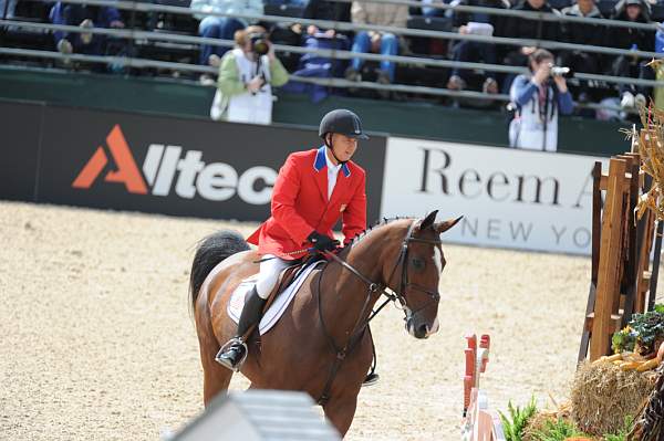 WEG2-10-4-10-SJ-8744-MarioDeslauriers-Urico-DDeRosaPhoto.jpg