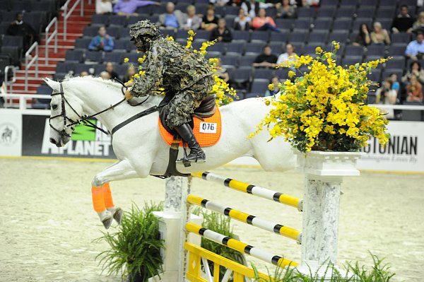 WIHS2-10-28-10-4895-Platinum-AaronVale-DDeRosaPhoto.jpg