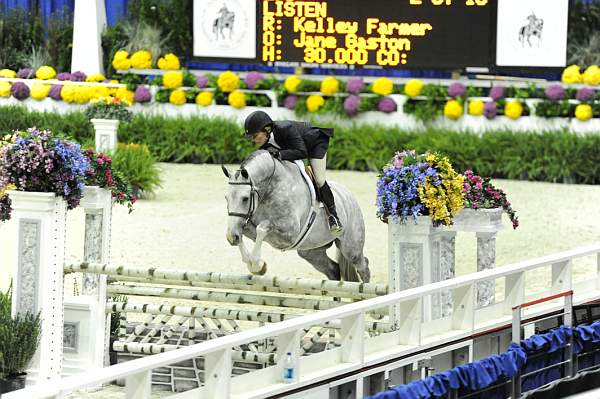 WIHS-10-26-10-Cl13-RgConfHtr-7496-Listen-KelleyFarmer-DDeRosaPhoto.jpg