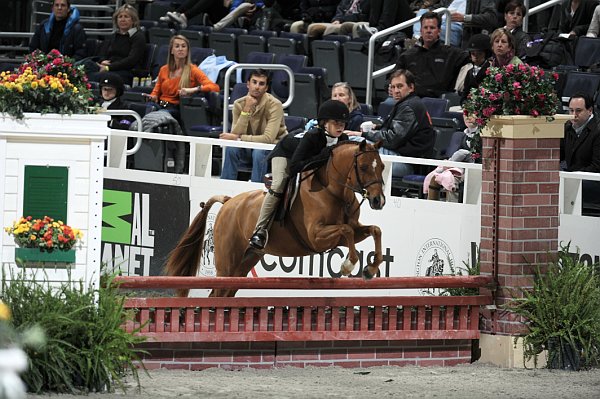WIHS3-10-31-10-9277-HiLite-MadisonGoetzmann-DDeRosaPhoto.jpg