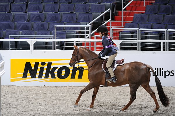WIHS3-10-31-10-9320-LandsEndEros-IsabelRyan-DDeRosaPhoto.jpg