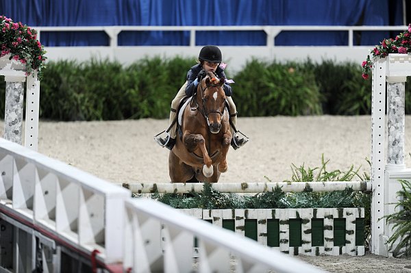 WIHS3-10-31-10-9322-LandsEndEros-IsabelRyan-DDeRosaPhoto.jpg