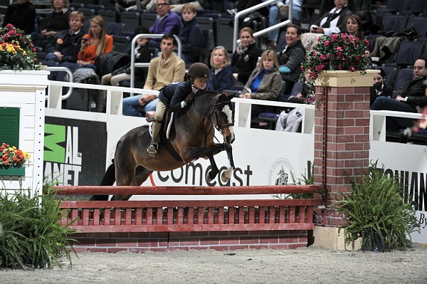 WIHS3-10-31-10-9347-Flashback-MadelineSchaefer-DDeRosaPhoto.jpg
