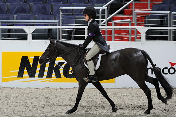 WIHS3-10-31-10-9367-Blackberry-McKaylaLangmeier-DDeRosaPhoto.jpg