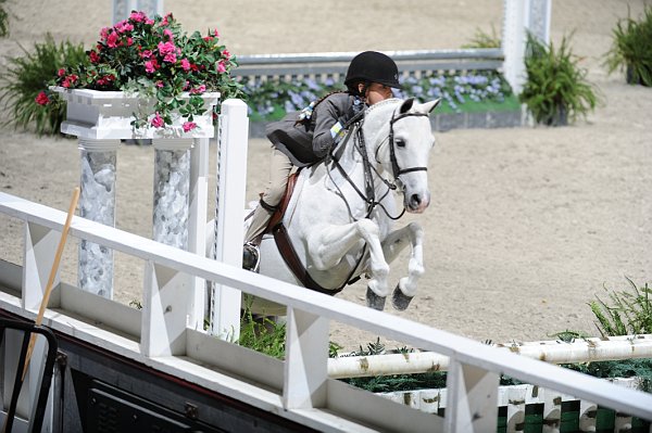 WIHS3-10-31-10-Cl103-SmPnyHtr-9179-HillcrestBlueGemStone-YasminRizvi-DDeRosaPhoto.jpg
