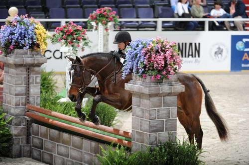 WIHS1-10-26-10-Cl186-WIHS_ChHtrCH-9270-Lemieux-CharlotteScharfenberg-DDeRosaPhoto.jpg