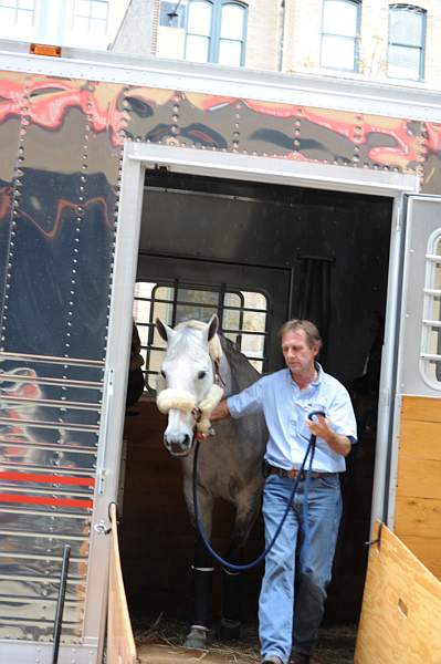 WIHS-10-25-10-Setup-0427-DDeRosaPhoto.jpg