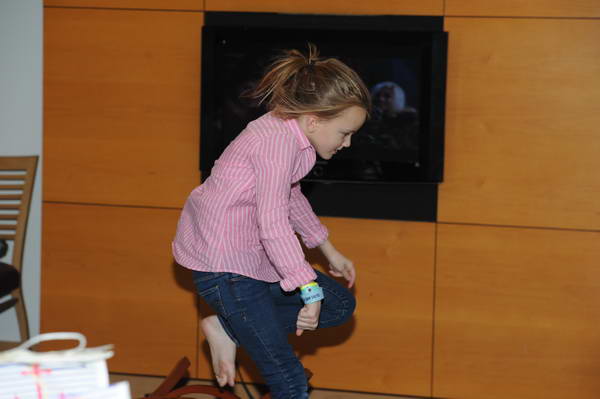 WIHS2-10-30-10-JuniorParty-7950-DDeRosaPhoto.jpg