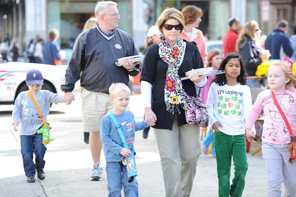 WIHS2-10-30-10-7327-KidsDay-DDeRosaPhoto.jpg