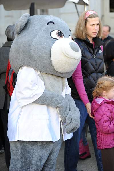 WIHS2-10-30-10-7335-KidsDay-DDeRosaPhoto.jpg
