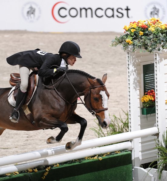 Comcast-WIHS3-10-31-10-Cl114-MedPnyHtr-9686-ChamplainTreasureMe-KateRoss-DDeRosaPhoto.jpg