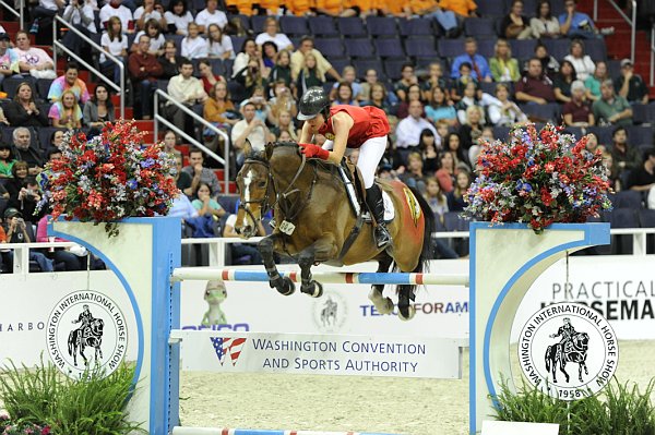 Washington_Convention-WIHS2-10-28-10-4866-HillaryDobbs-DDeRosaPhoto.jpg