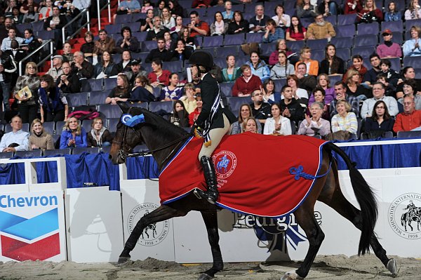 WIHS2-10-30-10-Cl182-WIHSEqFinals-8505-LillieKeenan-Uno-DDeRosaPhoto.jpg