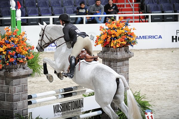 WIHS2-10-30-10-Cl182-WIHSEqJpr-8156-ChelseyZulia-Convent8-DDeRosaPhoto.jpg