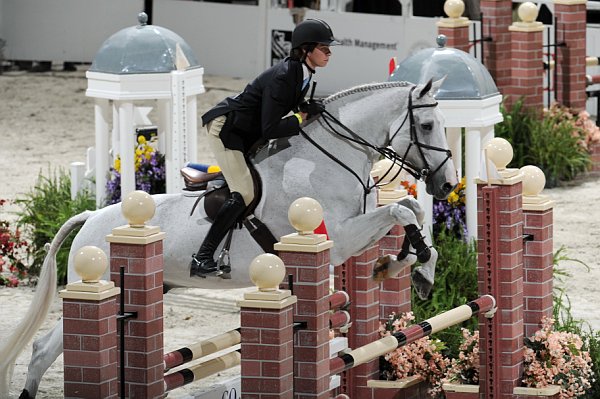 WIHS2-10-30-10-Cl182-WIHSEqJpr-8251-ChaseBoggio-Massimo-DDeRosaPhoto.jpg