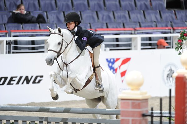 WIHS2-10-30-10-WIHSPnyEqFinals-7459-MeredithDarst-MacyGrey-DDeRosaPhoto.jpg