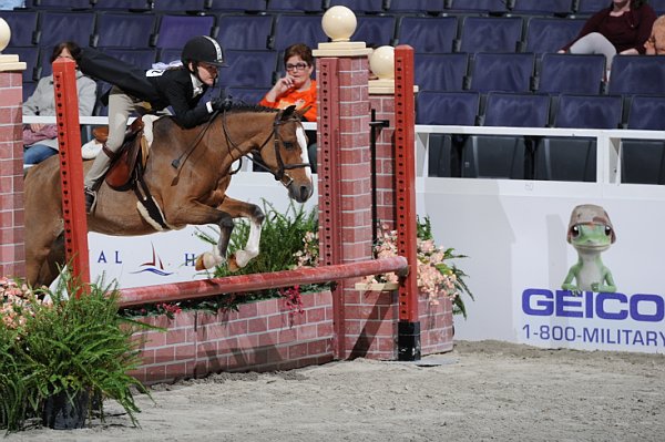 WIHS3-10-31-10-Cl193-LocHtrFinals-Pny-0248-TantallenSpecialEdition-ElizabethCarter-DDeRosaPhoto.jpg