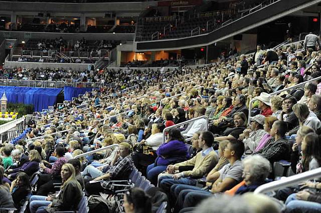 Crowds-WIHS3-10-29-10-DSC_8116-DDeRosaPhoto.JPG