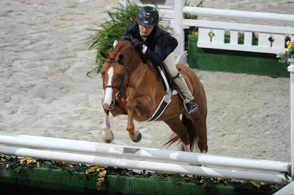 WIHS2-10-30-10-7045-EverLuvin-VictoriaColvin-DDeRosaPhoto.JPG