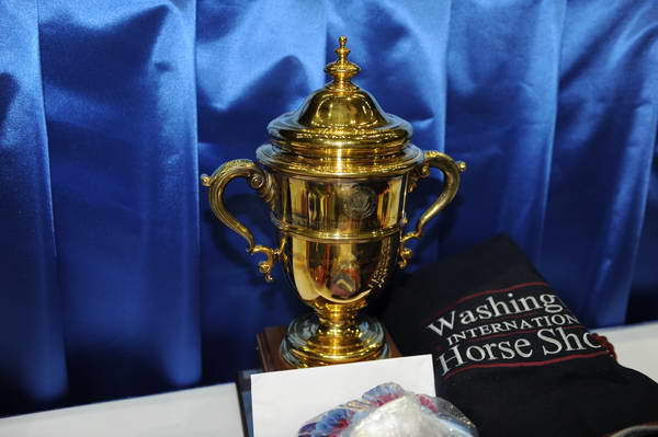 WIHS-10-24-09-DSC 9024-Awards-DDeRosaPhoto