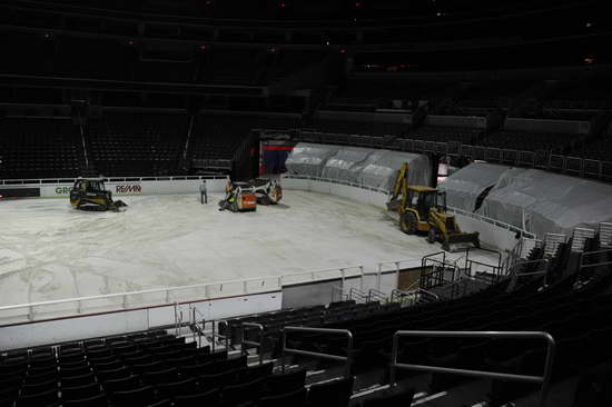 WIHS-10-23-11-DSC_5812-Setup-DDeRosaPhoto.JPG