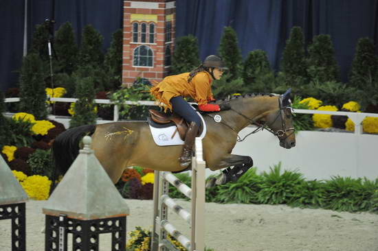 WIHS-10-27-11-Cl211-Gambler-5536-Voilette-BrianneGoutal-DDeRosaPhoto.JPG