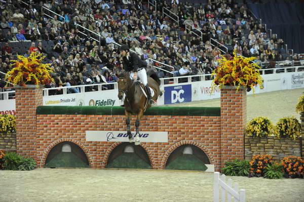 Donnatello-AndrewKocher-WIHS4-10-28-11-Puissance-8510-DDeRosaPhoto.JPG