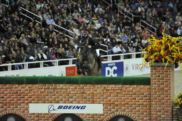 Unique-NickSkelton-WIHS4-10-28-11-Puissance-8566-DDeRosaPhoto.JPG