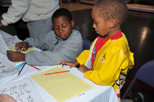 WIHS5-10-29-11-KidsDay-4821-DDeRosaPhoto.JPG